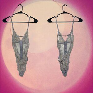 Victoria's Secret Unlined Floral Lace Teddy Iridescent Iris